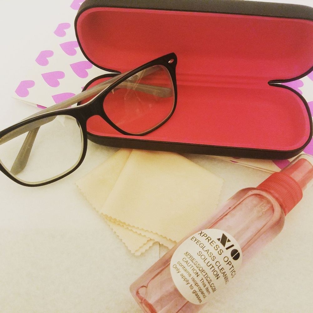 Crystal eyeglass frames from Good-day
